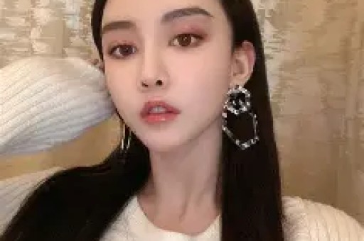 赵樱子爆料震惊全网：8000万顶流男星片场遭富婆怒闹真相更魔幻！