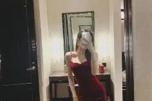 吃瓜群众吵翻！网红爆料是真是假？鹿晗直接报警让她求锤得锤